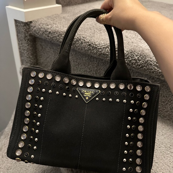 Prada Canapa in Pm size - Picture 1 of 9